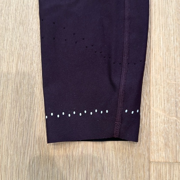 Lululemon leggings - Picture 2 of 10